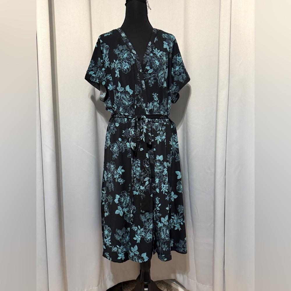 👠 3 for $ 30👠 Torrid Plus Studio Knit Wrap Dress 👠 3 for $ 30👠